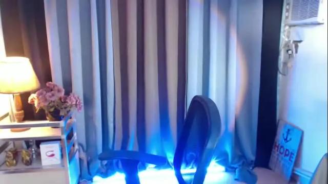 Image 10 of pretty_kimxxx Stream on Chaturbate on 12 days ago