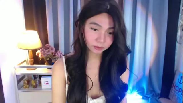 Image 6 of pretty_kimxxx Stream on Chaturbate on 12 days ago