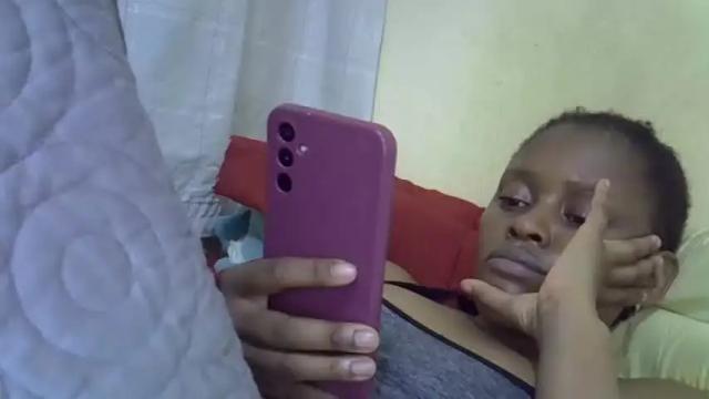 Image 4 of pretty_lilah Stream on Chaturbate on 20 months ago