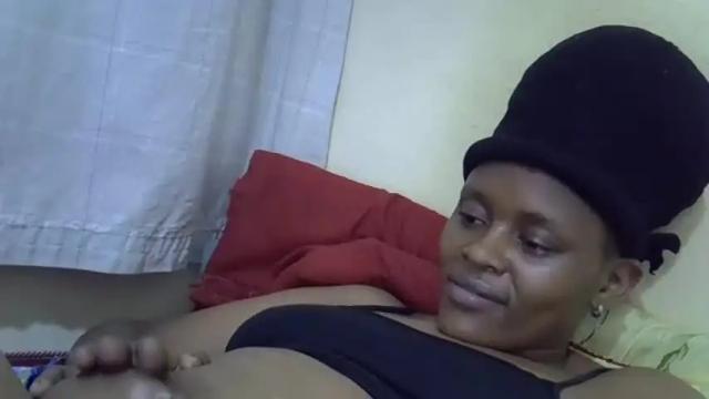 Image 7 of pretty_lilah Stream on Chaturbate on 20 months ago