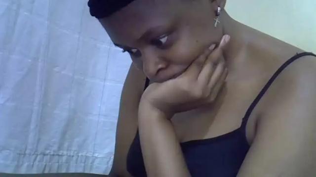 Image 12 of pretty_lilah Stream on Chaturbate on 19 months ago