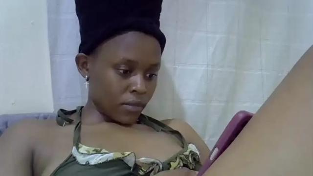 Image 11 of pretty_lilah Stream on Chaturbate on 19 months ago