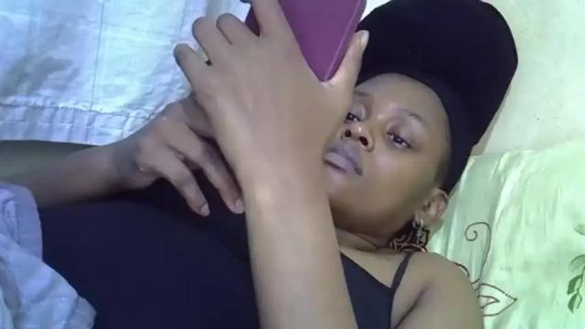 Image 10 of pretty_lilah Stream on Chaturbate on 19 months ago