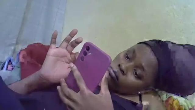 Image 12 of pretty_lilah Stream on Chaturbate on 19 months ago