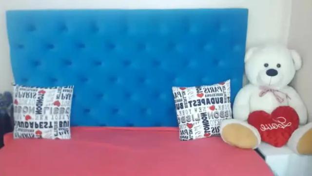 Image 3 of pretty_malika Stream on Chaturbate on 13 months ago