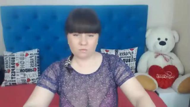 Image 4 of pretty_malika Stream on Chaturbate on 12 months ago