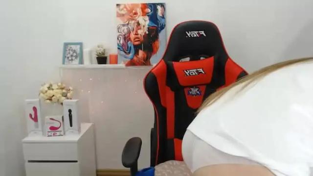 Thumbnail 1, pretty_monikka's Stream at Chaturbate, 13 months ago