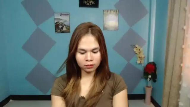 Image 11 of pretty_olgah Stream on Chaturbate on 14 months ago