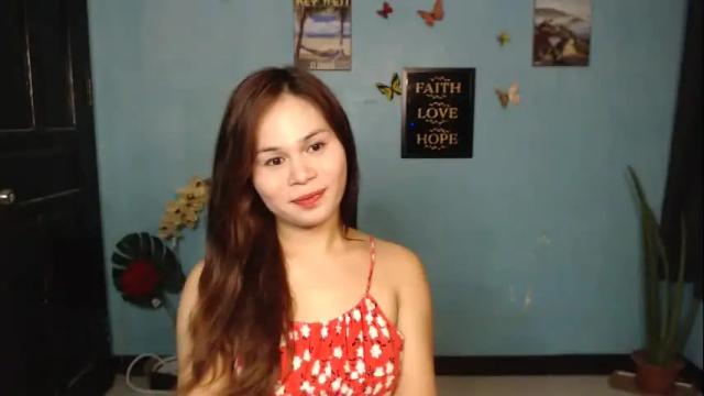 Image 8 of pretty_olgah Stream on Chaturbate on 2 months ago