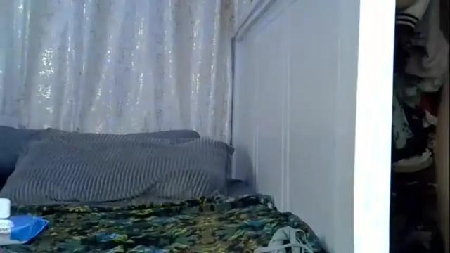 Image 2 of pretty_petite24 Stream on Chaturbate on 1 day ago