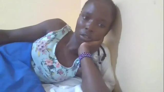 Image 12 of pretty_petite_ebony Stream on Chaturbate on 1 month ago