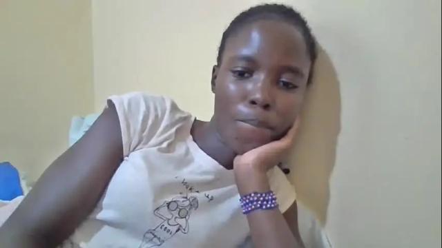 Image 8 of pretty_petite_ebony Stream on Chaturbate on 20 days ago