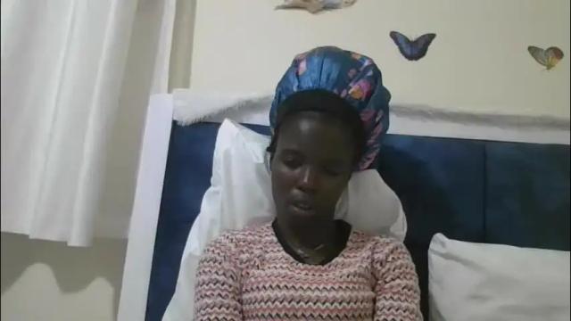 Image 12 of pretty_petite_ebony Stream on Chaturbate on 2 months ago