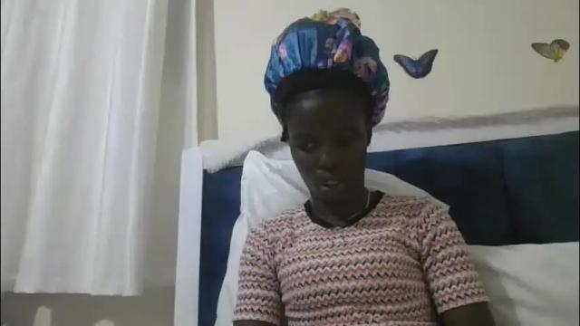 Image 2 of pretty_petite_ebony Stream on Chaturbate on 2 months ago