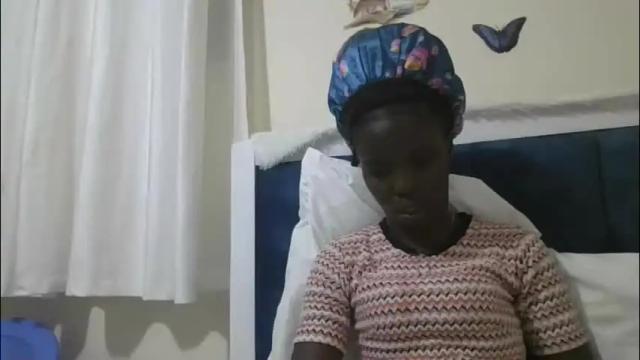 Image 6 of pretty_petite_ebony Stream on Chaturbate on 2 months ago