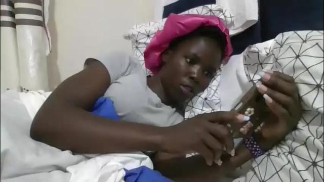 Thumbnail 1, pretty_petite_ebony's Stream at Chaturbate, 1 month ago