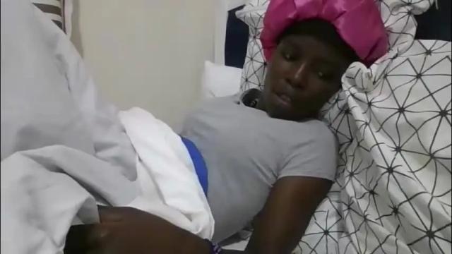 Thumbnail 3, pretty_petite_ebony's Stream at Chaturbate, 1 month ago