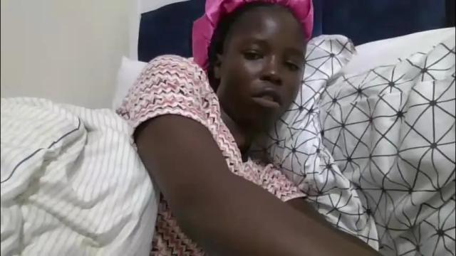 Image 11 of pretty_petite_ebony Stream on Chaturbate on 1 month ago