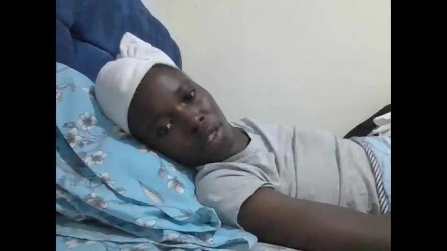 Image 6 of pretty_petite_ebony Stream on Chaturbate on 10 days ago