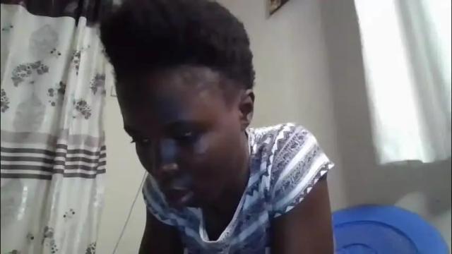 Image 12 of pretty_petite_ebony Stream on Chaturbate on 6 days ago
