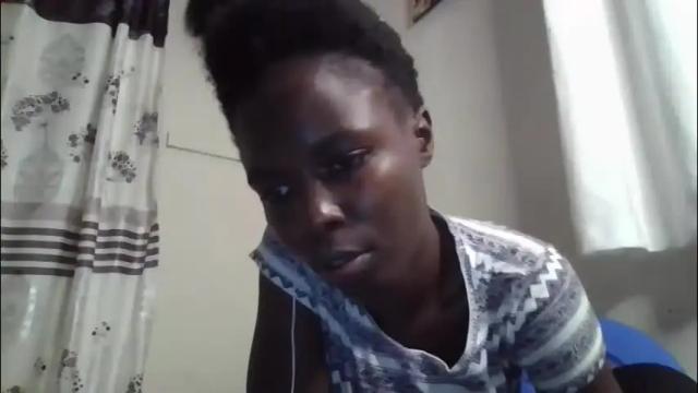 Image 6 of pretty_petite_ebony Stream on Chaturbate on 6 days ago
