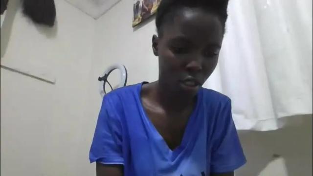 Image 3 of pretty_petite_ebony Stream on Chaturbate on 4 days ago