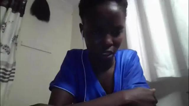 Image 7 of pretty_petite_ebony Stream on Chaturbate on 4 days ago