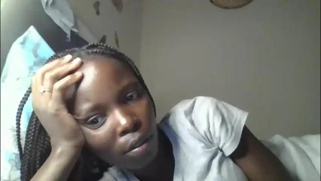 Image 4 of pretty_petite_ebony Stream on Chaturbate on 18 days ago