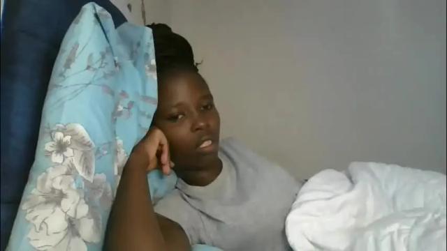 Image 3 of pretty_petite_ebony Stream on Chaturbate on 17 days ago