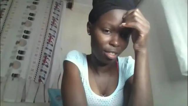 Image 10 of pretty_petite_ebony Stream on Chaturbate on 16 days ago