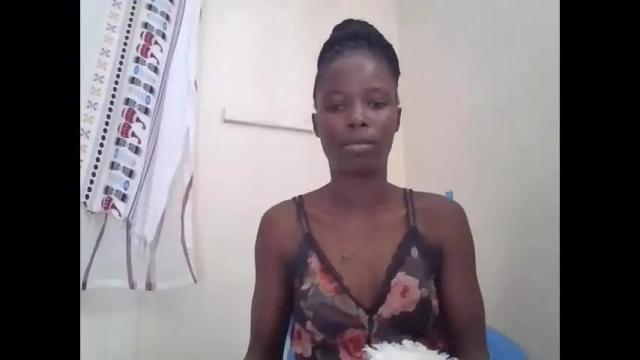 Image 3 of pretty_petite_ebony Stream on Chaturbate on 13 days ago