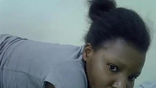 Image 7 of pretty_rennie Stream on Chaturbate on 1 month ago