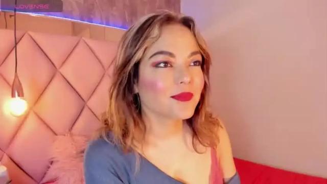 Image 2 of pretty_soffi_ Stream on Chaturbate on 23 months ago