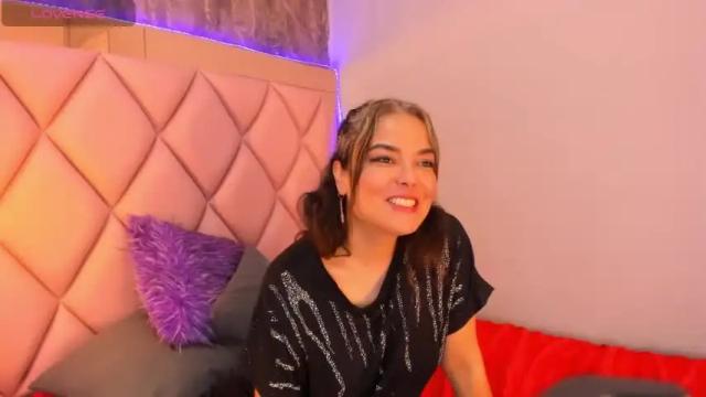 Image 2 of pretty_soffi_ Stream on Chaturbate on 22 months ago