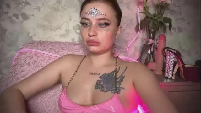 Image 2 of prettyaliceee Stream on Chaturbate on 2 days ago