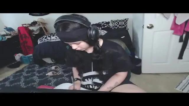 Image 4 of prettyandpeachy Stream on Chaturbate on 1 month ago