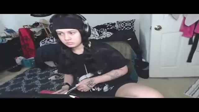 Thumbnail 2, prettyandpeachy's Stream at Chaturbate, 1 month ago