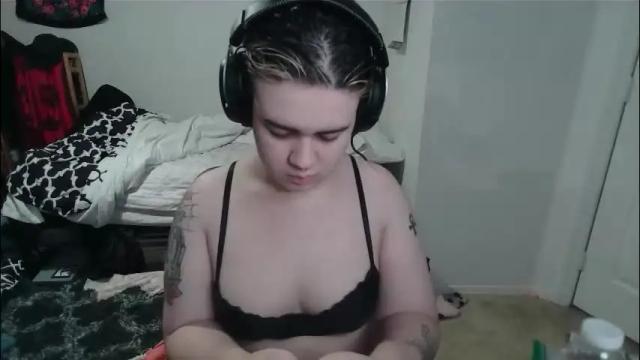 Thumbnail 1, prettyandpeachy's Stream at Chaturbate, 23 days ago