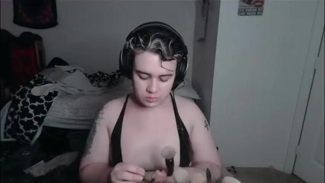 Thumbnail 2, prettyandpeachy's Stream at Chaturbate, 19 days ago
