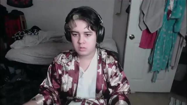 Image 3 of prettyandpeachy Stream on Chaturbate on 29 days ago