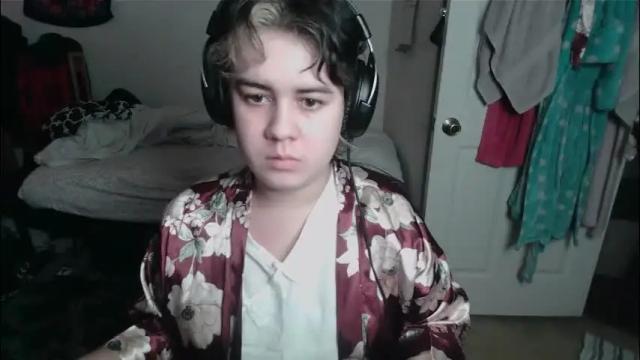 Image 4 of prettyandpeachy Stream on Chaturbate on 29 days ago