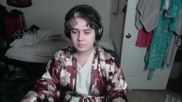 Image 6 of prettyandpeachy Stream on Chaturbate on 29 days ago