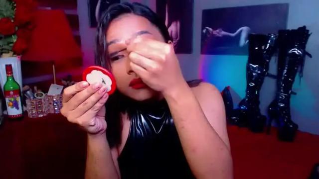 Image 4 of prettyasiangoddess Stream on Chaturbate on 14 months ago