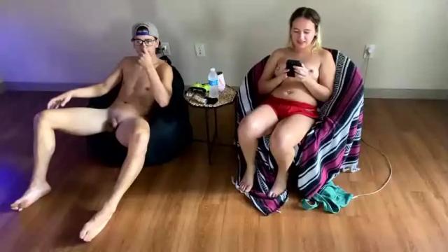 Image 8 of prettybabypetite Stream on Chaturbate on 17 months ago