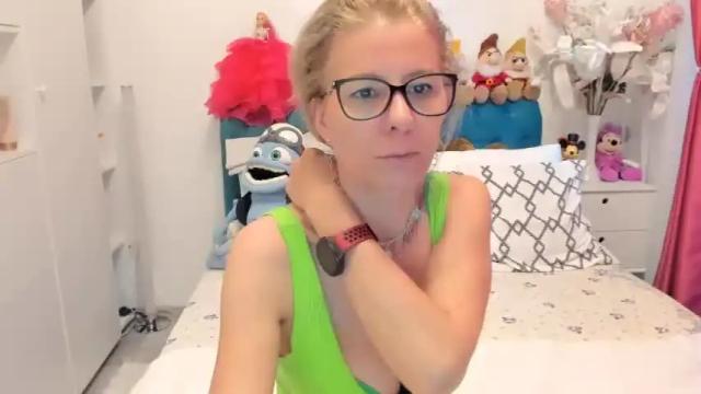 Thumbnail 2, prettyblackeyes's Stream at Chaturbate, 12 months ago