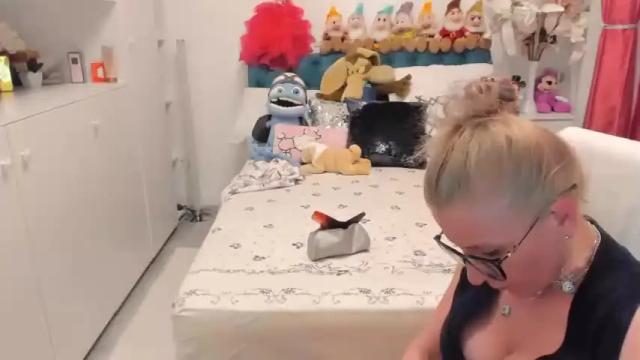 Image 10 of prettyblackeyes Stream on Chaturbate on 12 months ago