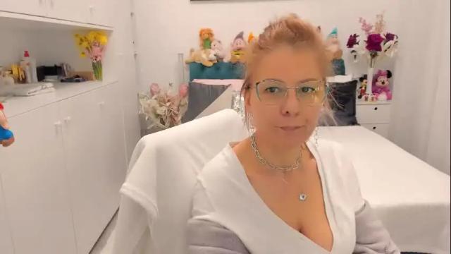 Thumbnail 1, prettyblackeyes's Stream at Chaturbate, 12 days ago