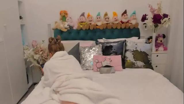 Image 2 of prettyblackeyes Stream on Chaturbate on 2 months ago