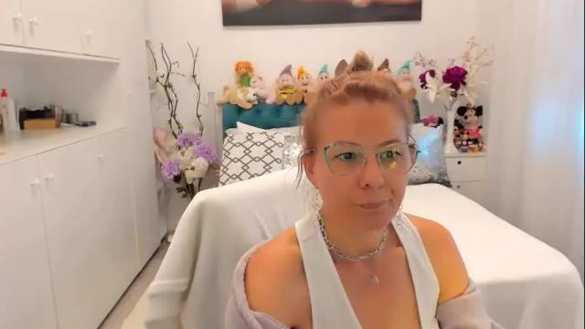 Image 3 of prettyblackeyes Stream on Chaturbate on 2 months ago