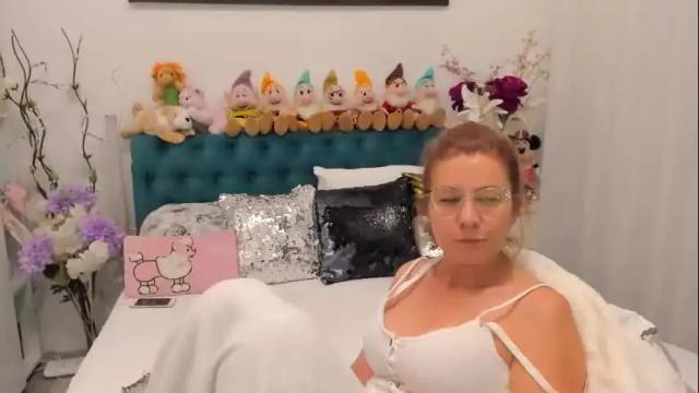 Image 3 of prettyblackeyes Stream on Chaturbate on 1 month ago